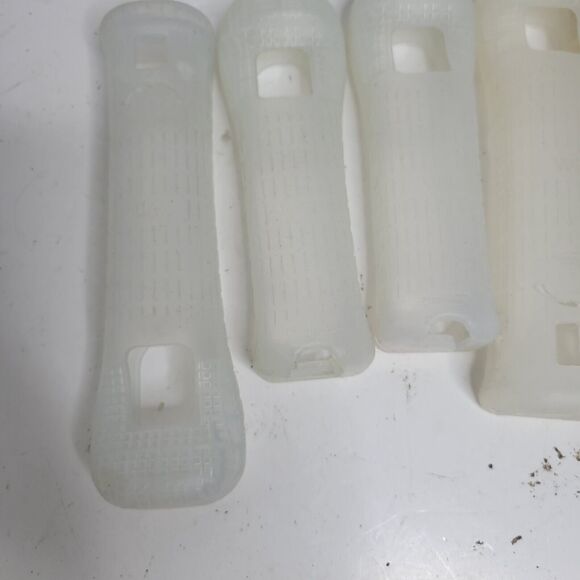 Nintendo Wii Remote Silicone Gel Cover Grip Sleeves Lot of 5 OEM Official - Picture 6 of 12